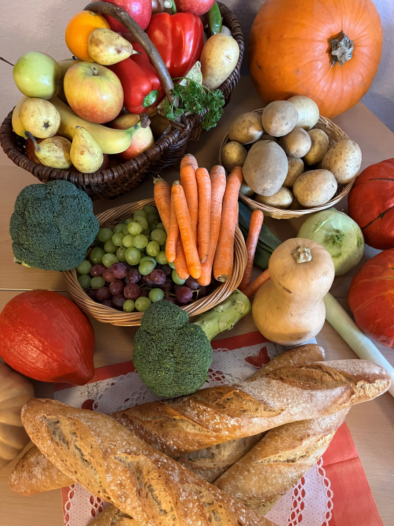 Wir feiern das Erntedankfest | St. Christophorus